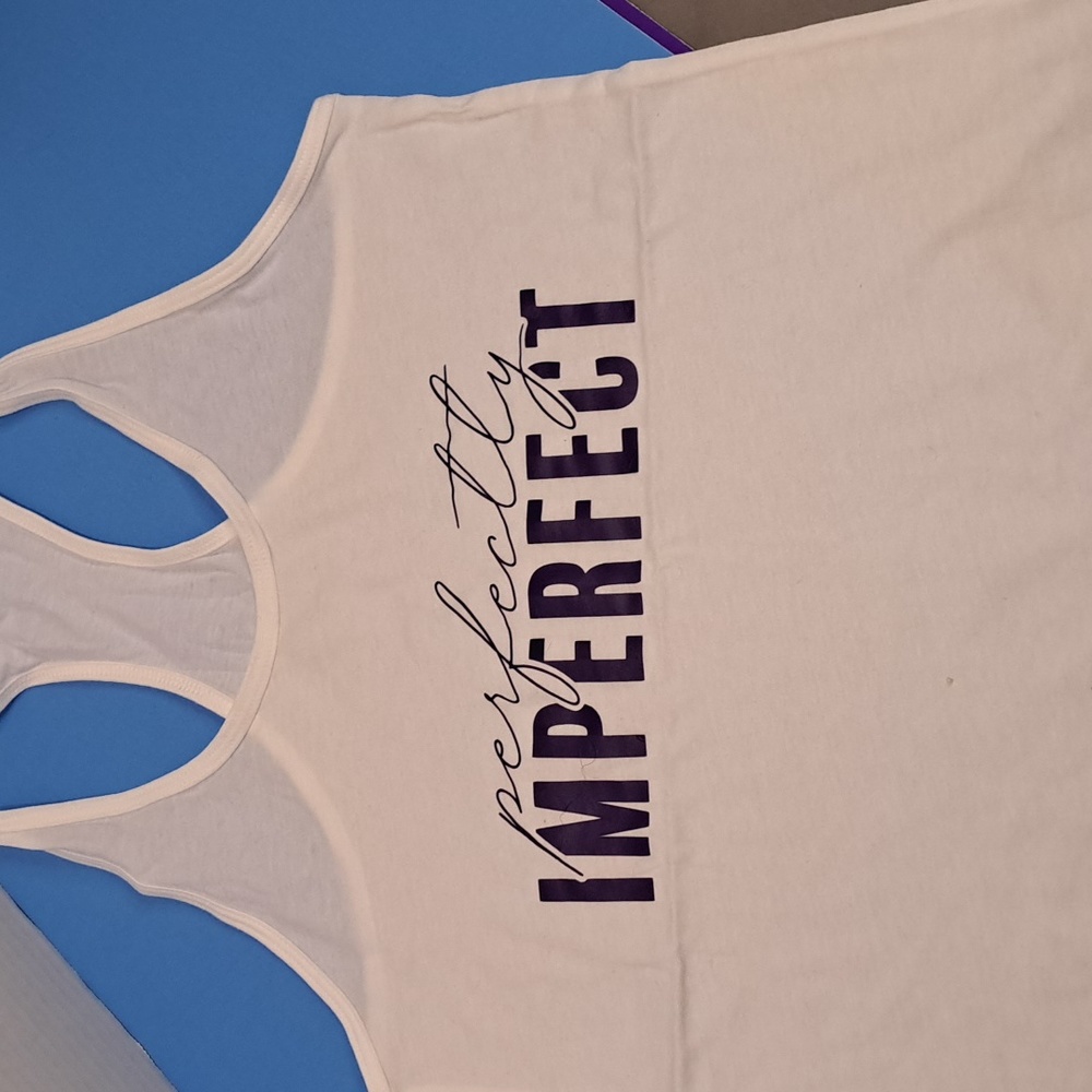 Razor back top